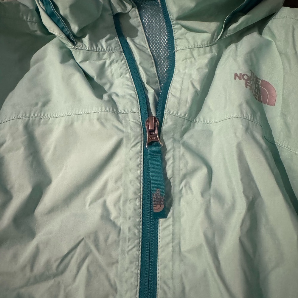 The North Face Girls' Warm Antora Rain Jacket - Picture 9 of 10